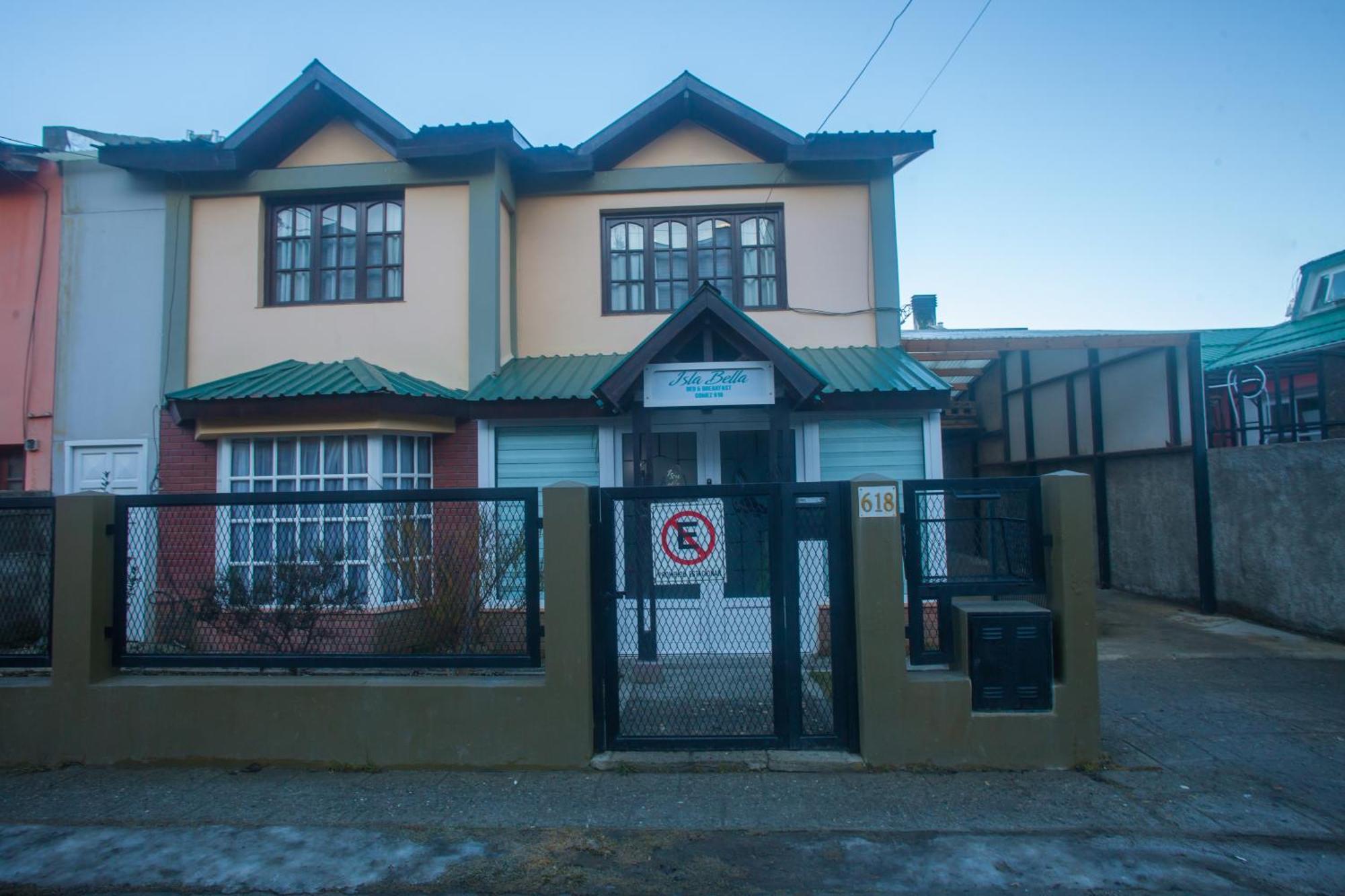 Bed and Breakfast Isla Bella Ushuaia Esterno foto